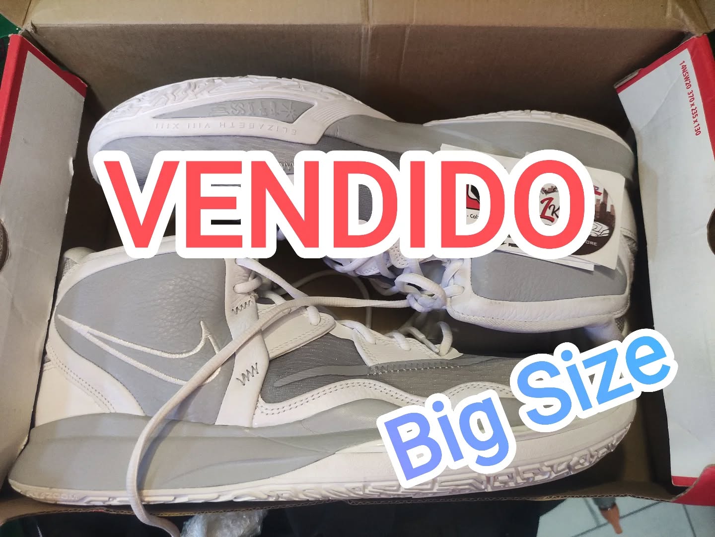 www.lkstore.cl
Grx @jpbrionesz por la confianza depositada en nuestros artículos Nike Kyrie desde la Localidad de los Vilos..#lkstore #lknicks_store #tallasgrandeschile #zapatillastallasgrandes #zapatillasbasket #Seguimosdandosolucionesasusnecesidadesdeportivas